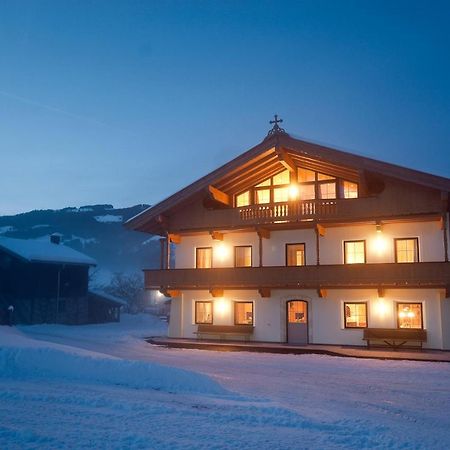Appartement Steidlbauer Brixen im Thale Luaran gambar